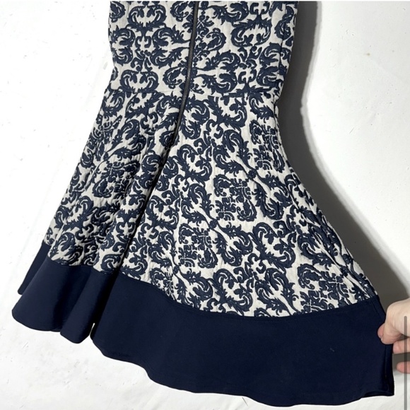 Mystic Cream Navy Textured Jacquard Fit And Flare Sleeveless Dress M - Picture 11 of 16
